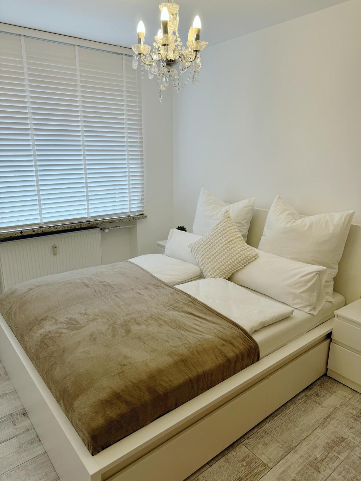 90M2 I Central I Netflix I Wifi I Free Parking I Lia Apartments ハノーファー エクステリア 写真