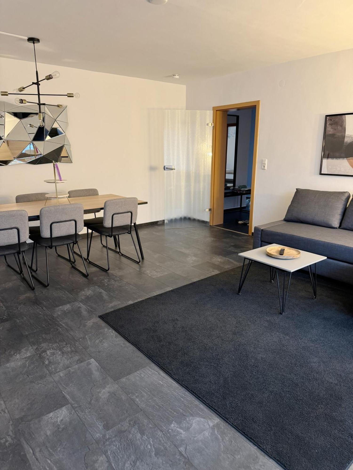 90M2 I Central I Netflix I Wifi I Free Parking I Lia Apartments ハノーファー エクステリア 写真