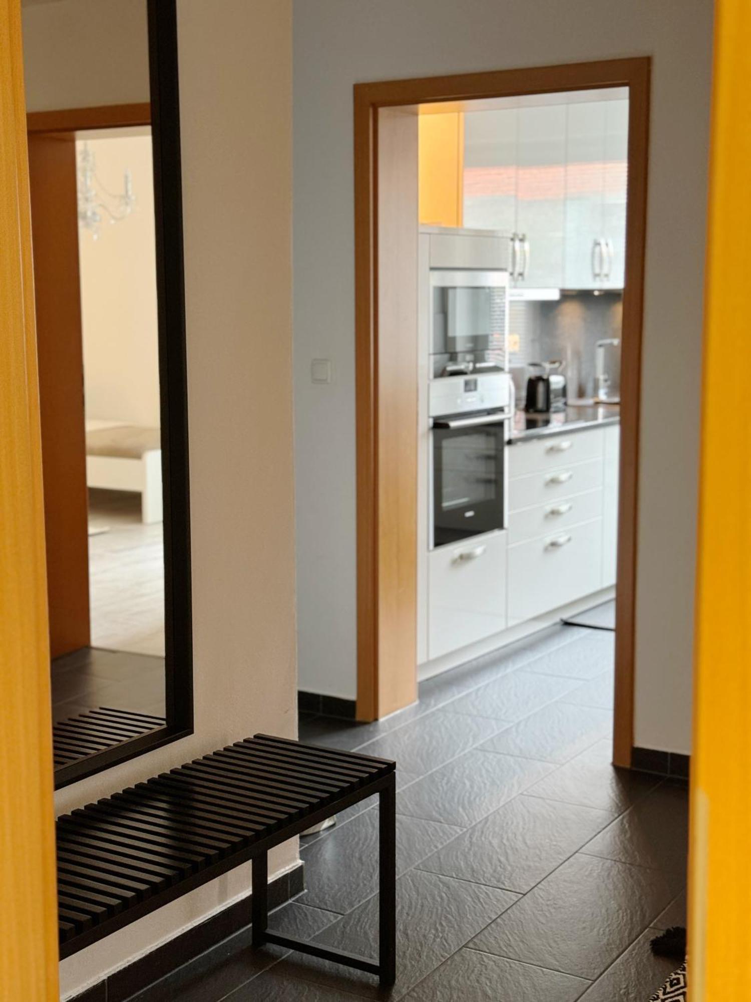 90M2 I Central I Netflix I Wifi I Free Parking I Lia Apartments ハノーファー エクステリア 写真